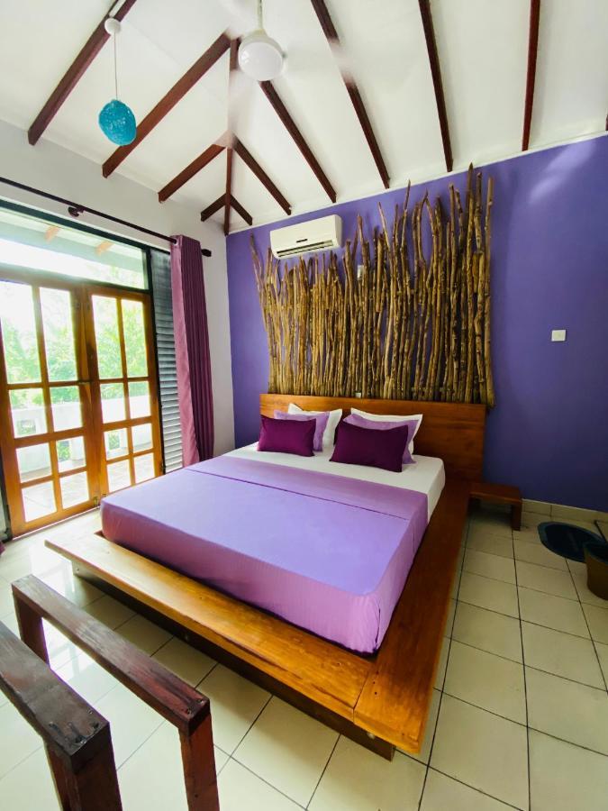 Surf N Spice - Hiriketiya Hotel Диквела Екстериор снимка