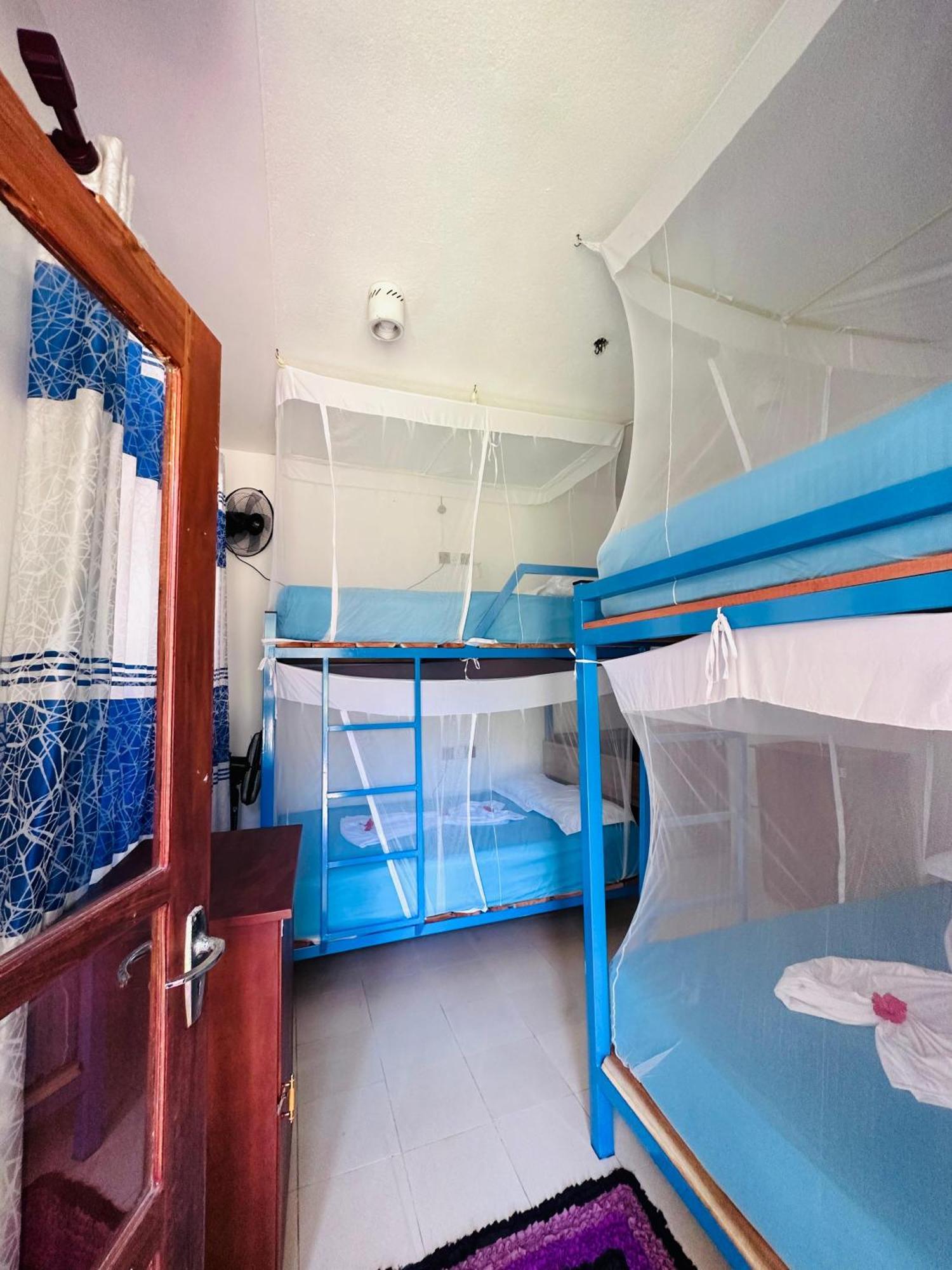 Surf N Spice - Hiriketiya Hotel Диквела Екстериор снимка